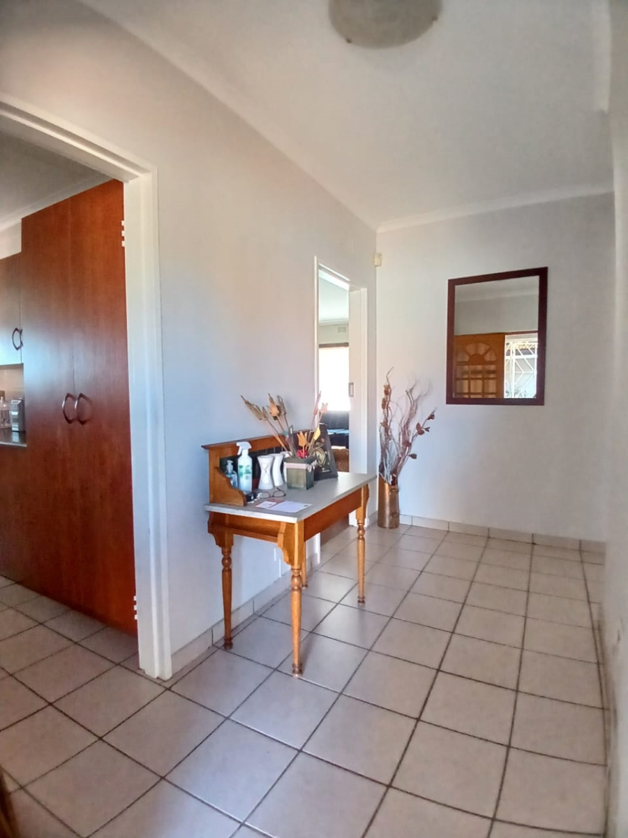 4 Bedroom Property for Sale in Vaalpark Free State